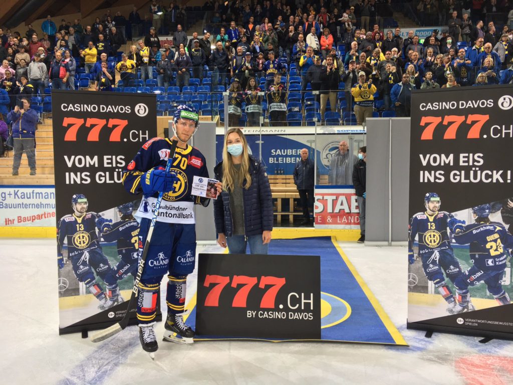 Enzo Corvi ist Gambler of the Game beim 4. Heimspiel des HCD am 26.09.2021