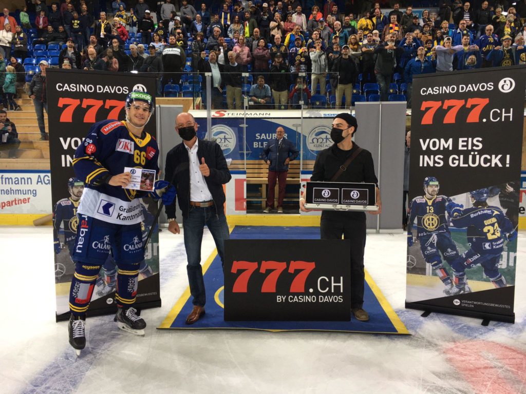 Valentin Nussbaumer ist Gambler of the Game beim 5. Heimspiel des HCD am 03.10.2021