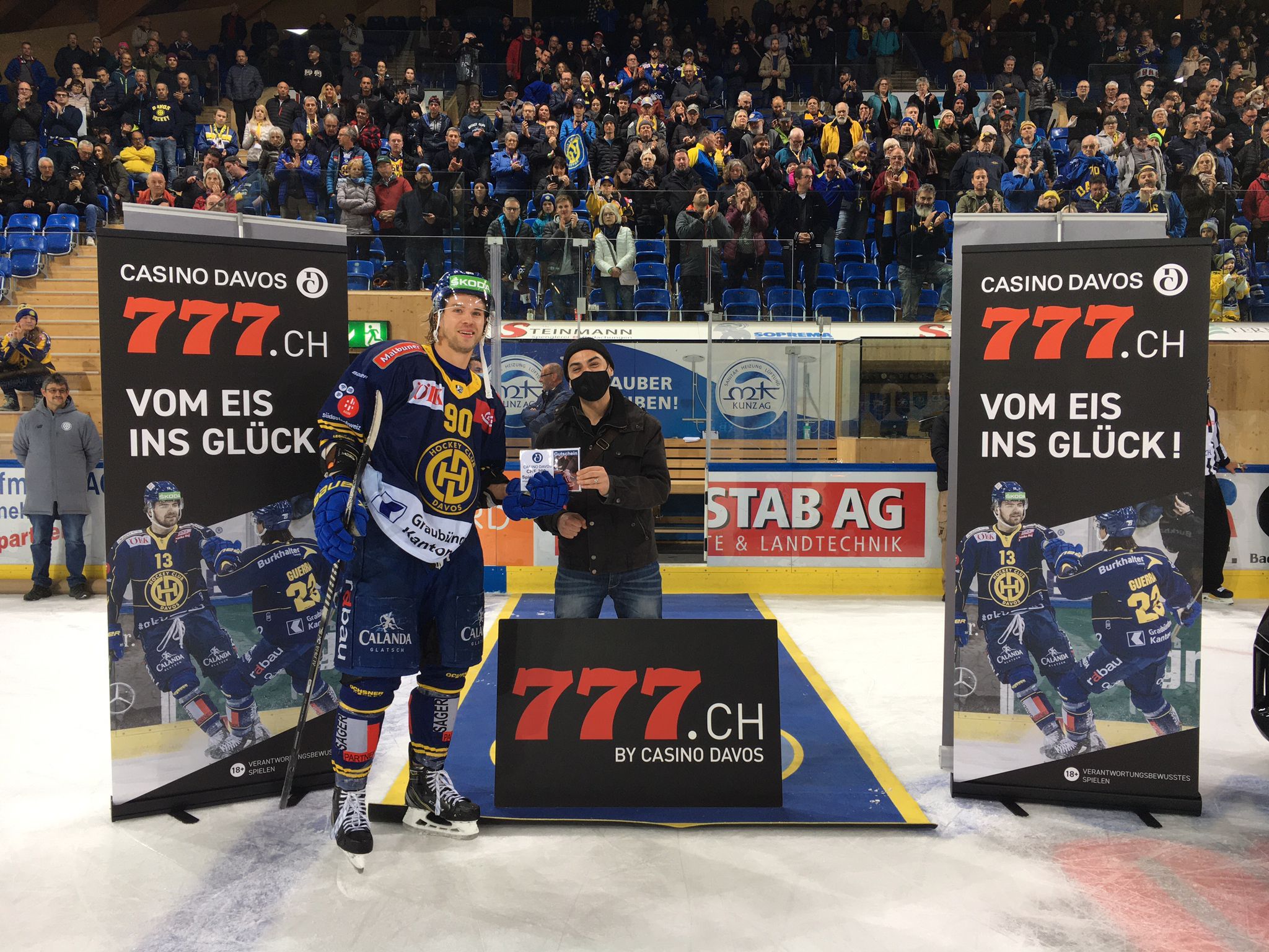 Sven Jung als Gambler of the Game beim 7. Heimspiel des HCD am 22.10.2021 gekürt